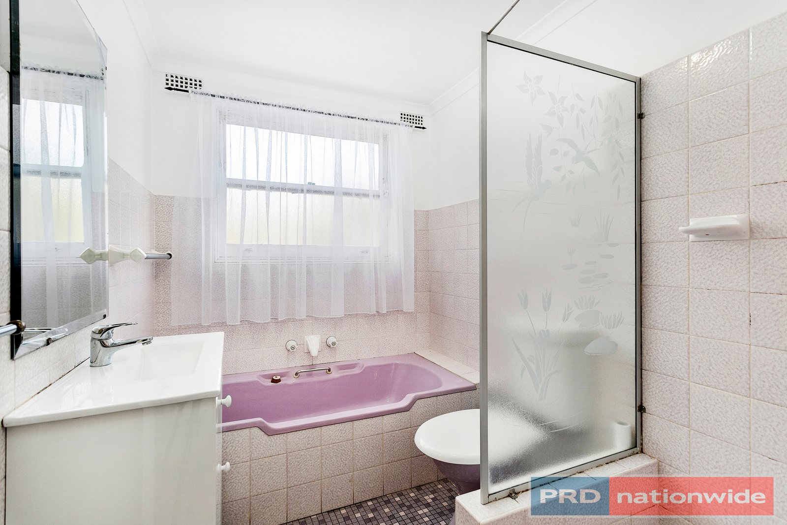 4/25 Hampton Court Road CARLTON 4