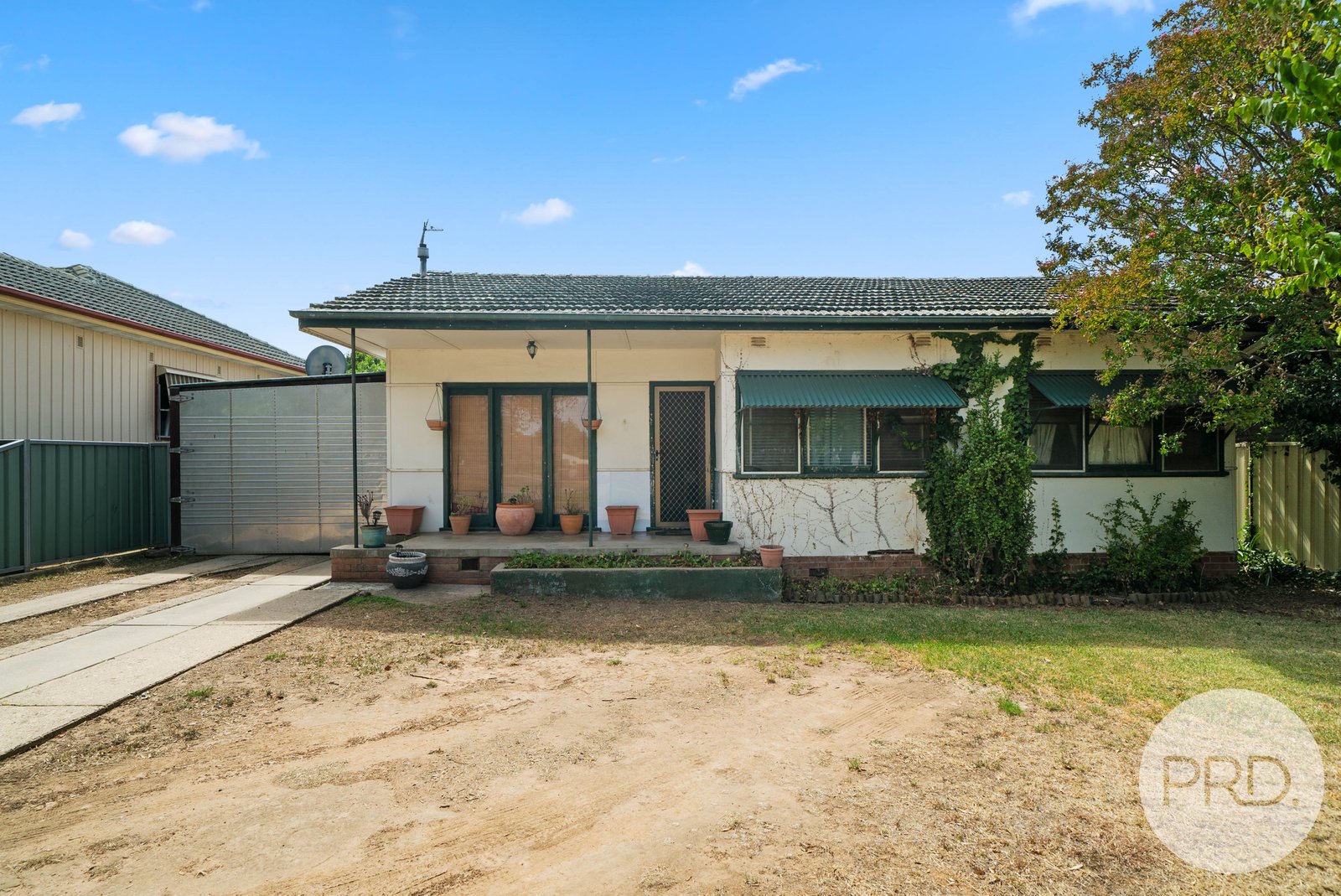 425 Lake Albert Road KOORINGAL 1