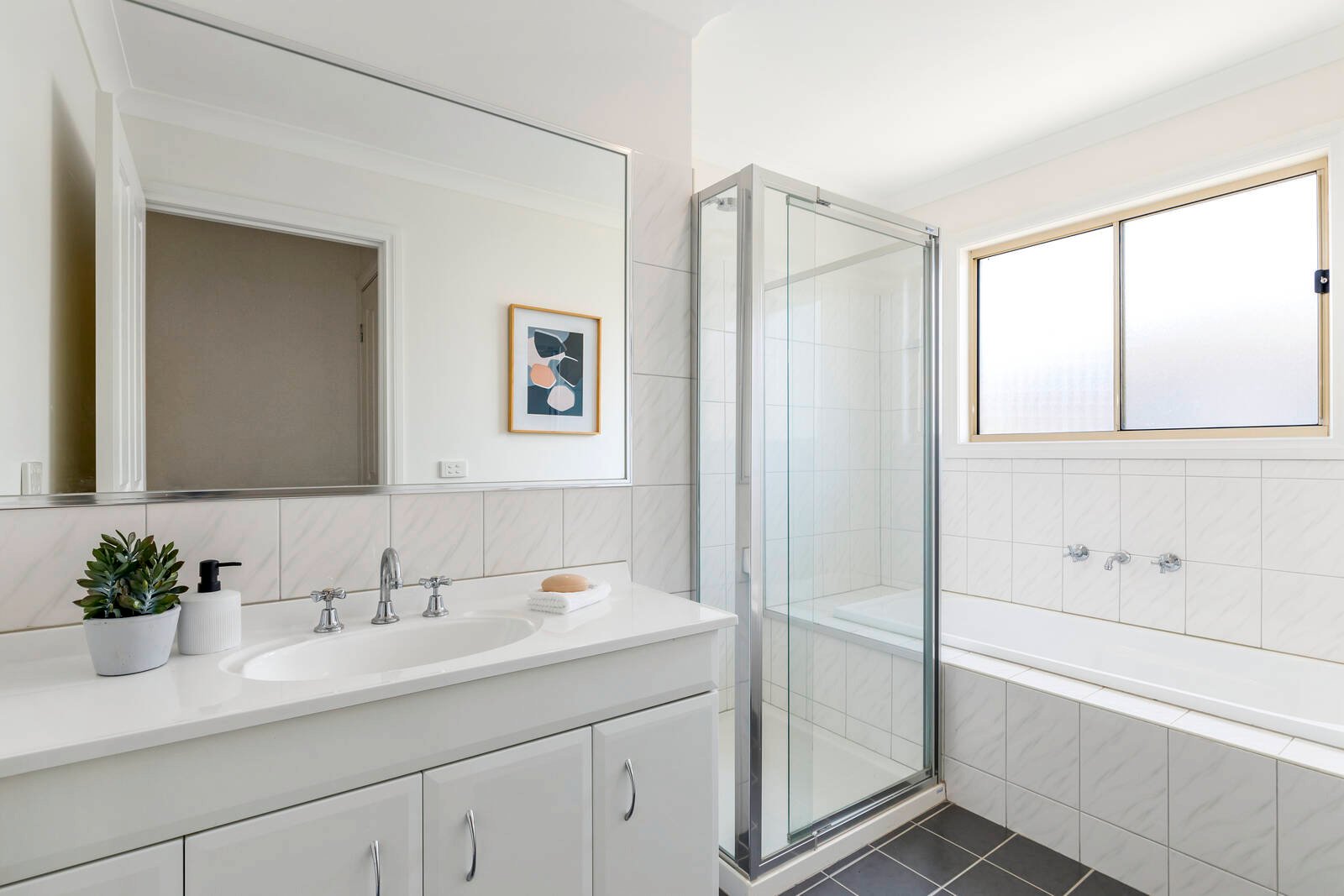 Real Estate and Property in 4/25 Lorimer Street, Greensborough, VIC