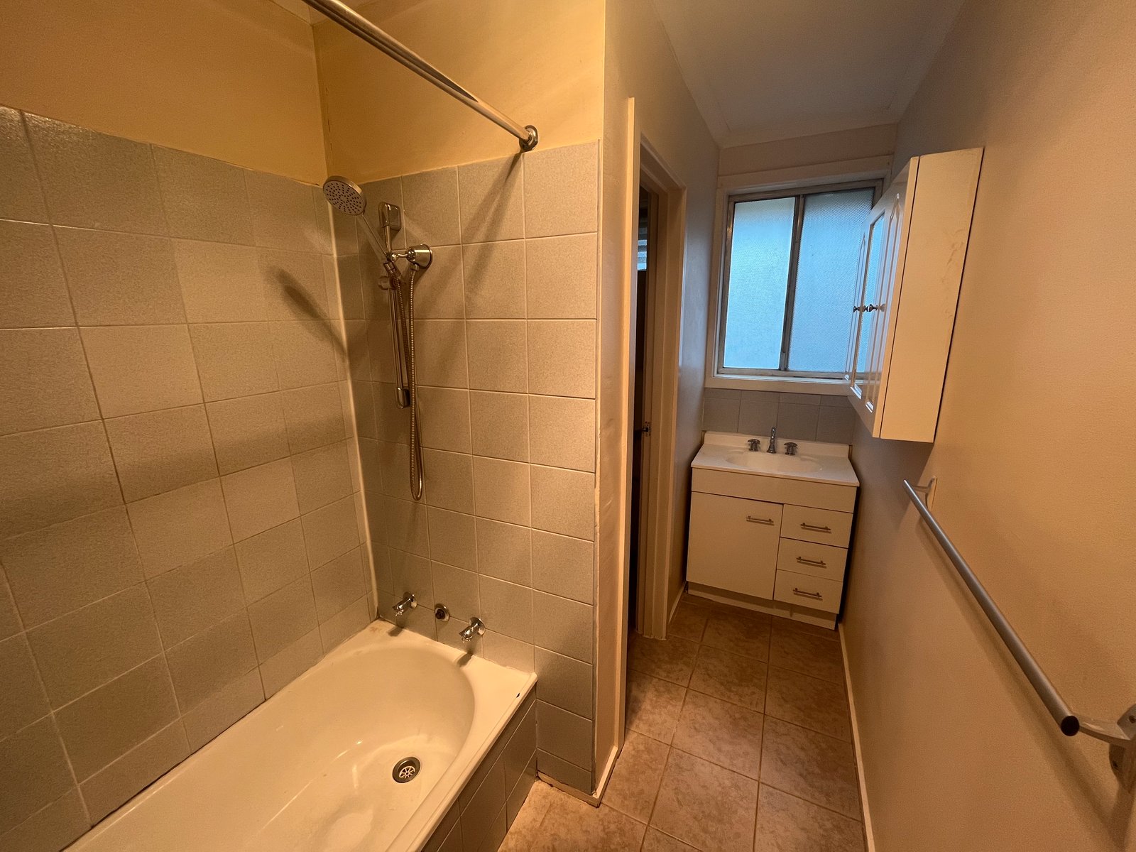 Gallery: 4/25 Oakes Avenue