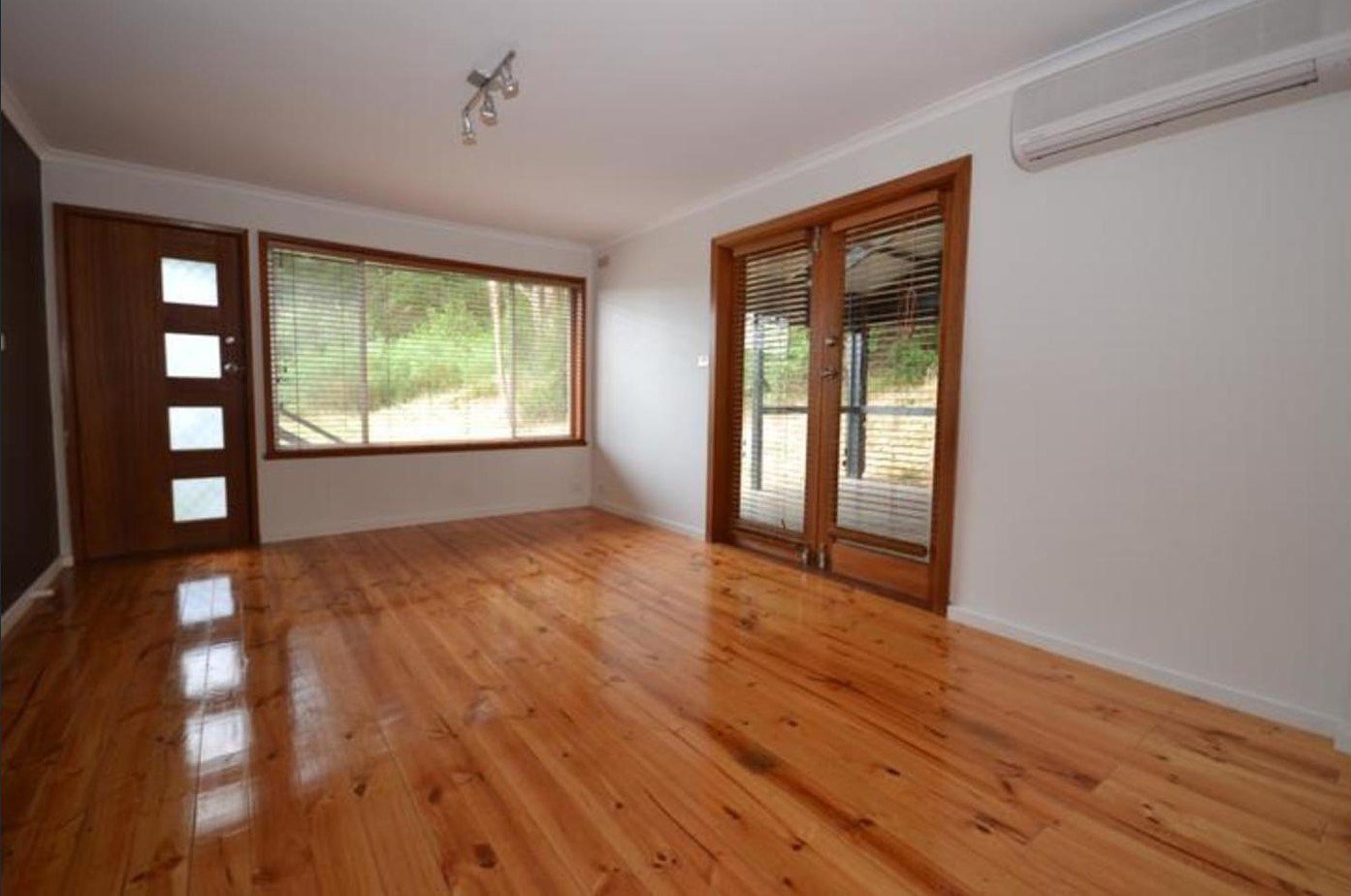 Gallery: 4/25 Whitefield Street