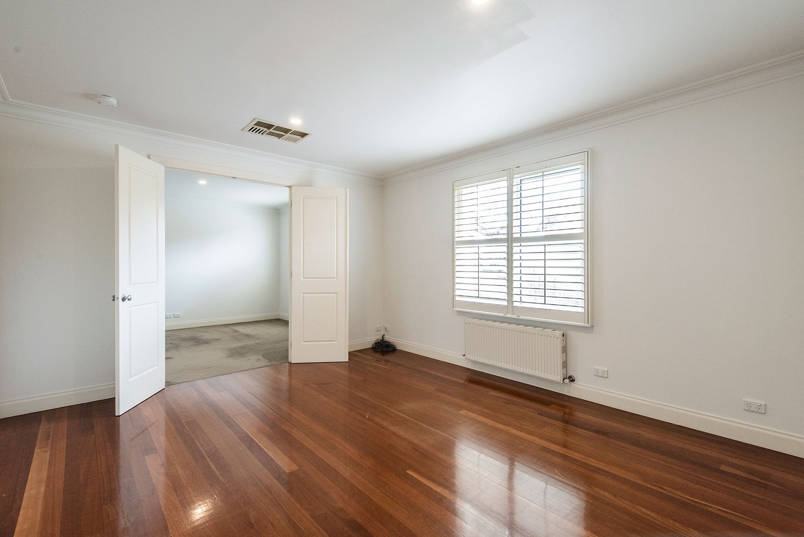Gallery: 425B Beach Road