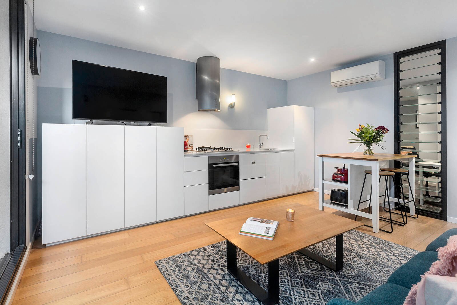 Real Estate and Property in 4/26-28 Broadway, Elwood, VIC