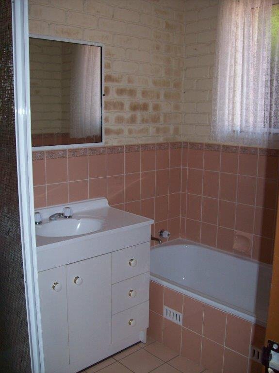 4/26 Howick Street TUMUT 6