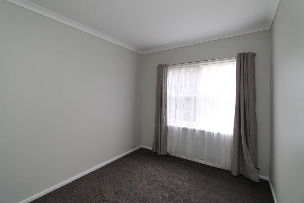 426 Pleasant Street South NEWINGTON 7