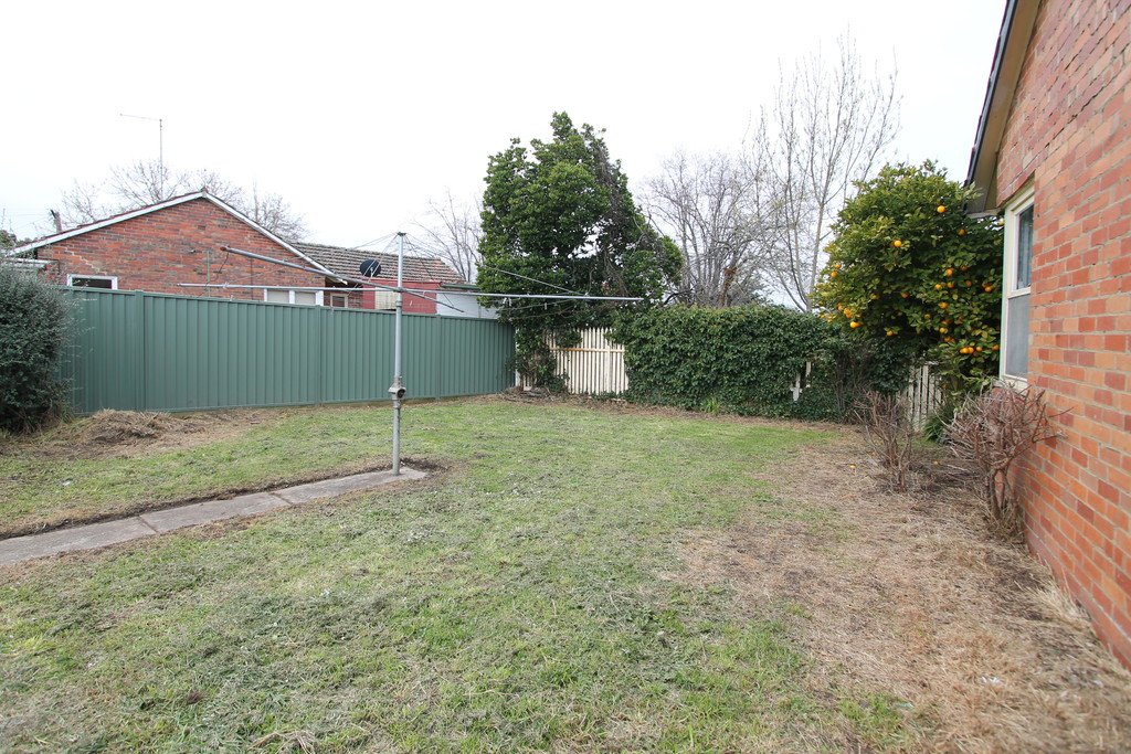 426 Pleasant Street South NEWINGTON 8