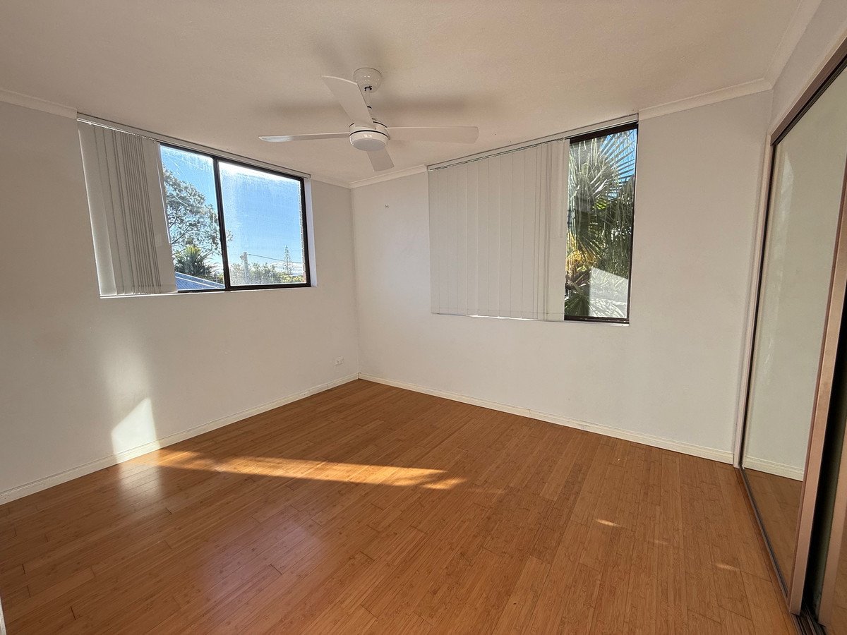 4/26 Stephens Street Burleigh Heads 6