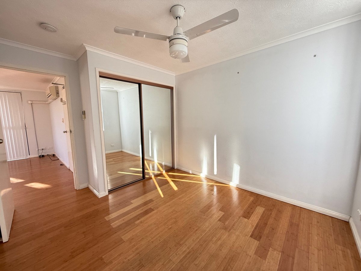 4/26 Stephens Street Burleigh Heads 9