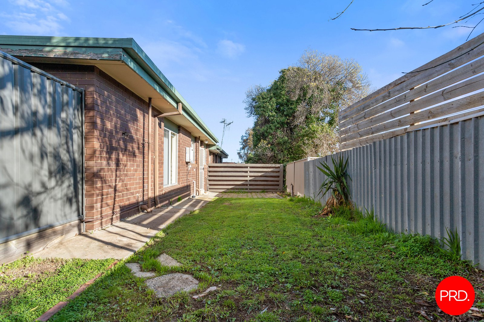 4/26 Yallambee Drive KENNINGTON 8