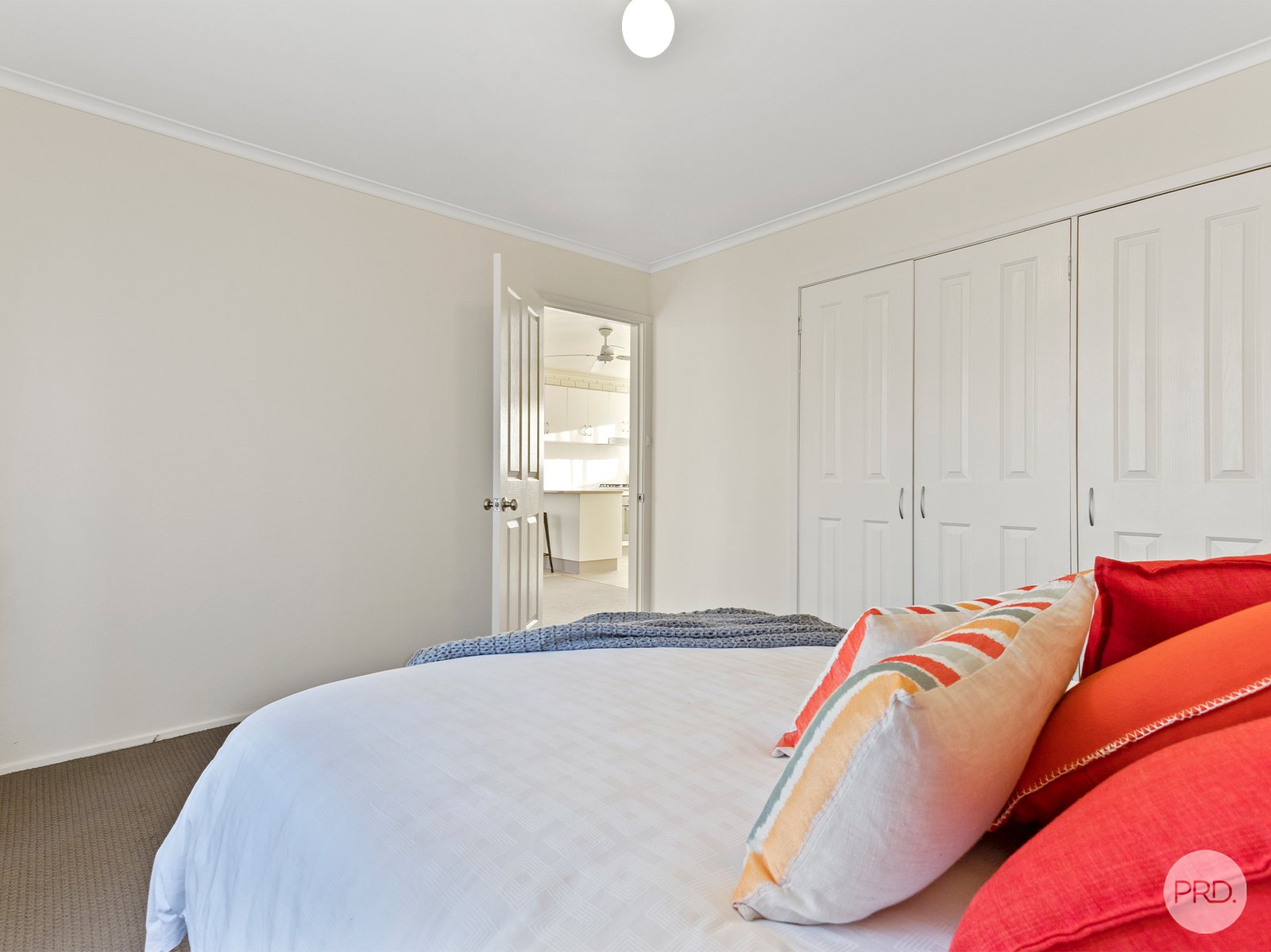 4/26 Yallambee Drive KENNINGTON 10