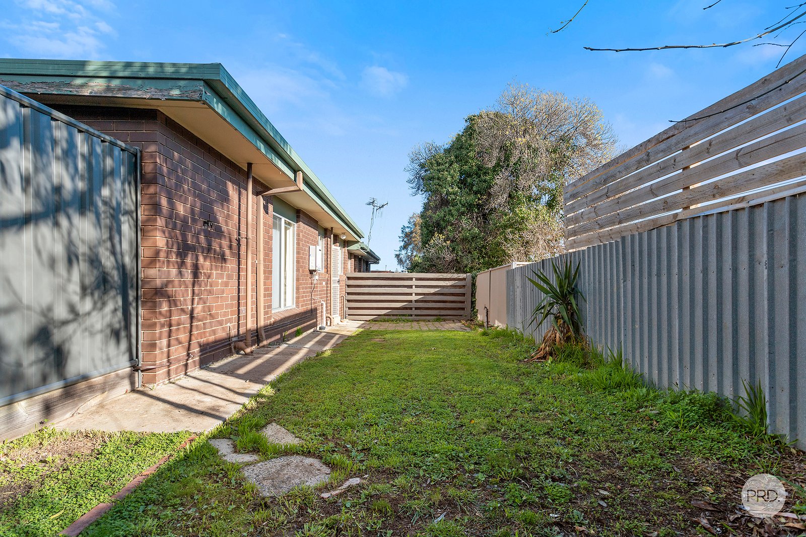 4/26 Yallambee Drive KENNINGTON 15