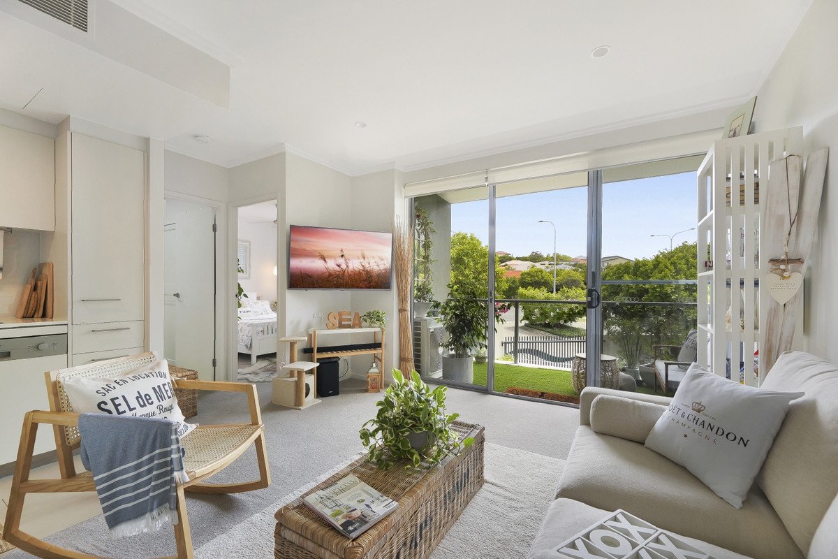 426/29 Varsity Parade Varsity Lakes 10