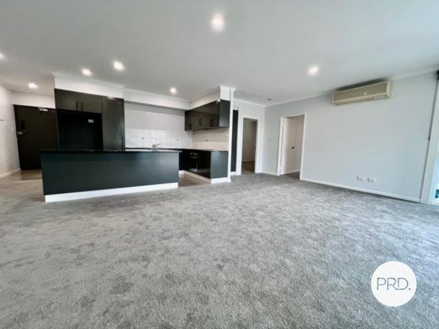 42/68 Hardwick Crescent HOLT 3