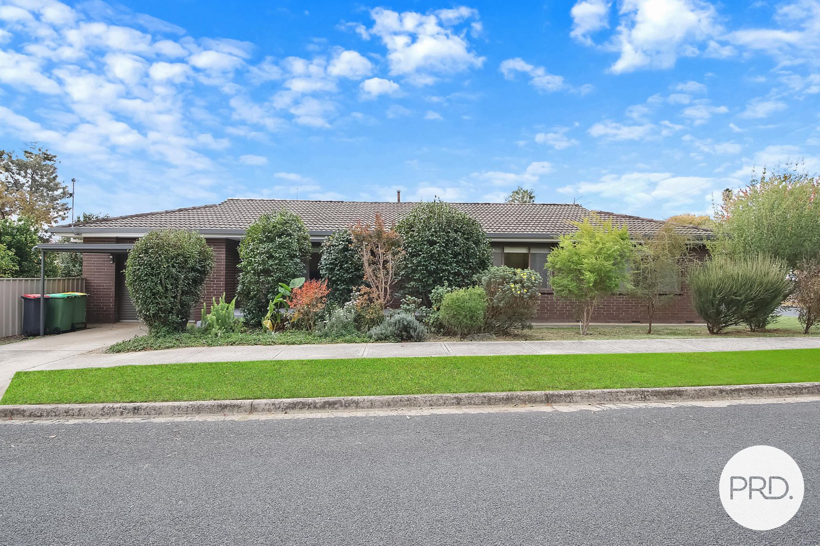 427 Schubach Street EAST ALBURY 17