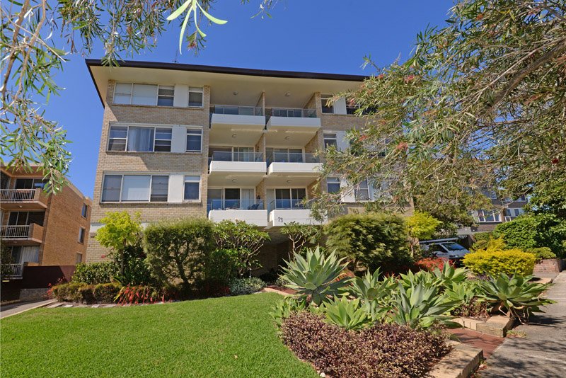 42/73 Broome Street MAROUBRA 12