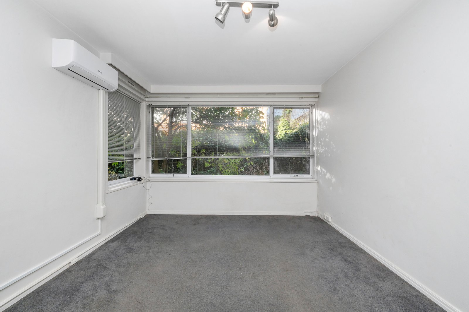 Real Estate and Property in 4/273 Williams Road, South Yarra, VIC