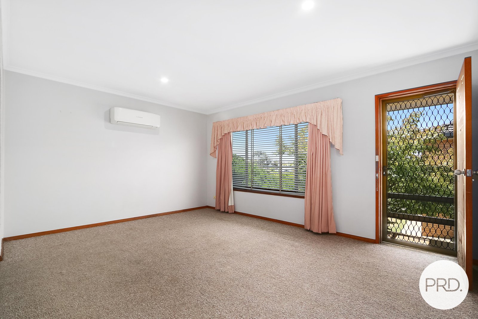 4/279 Borella Road EAST ALBURY 4