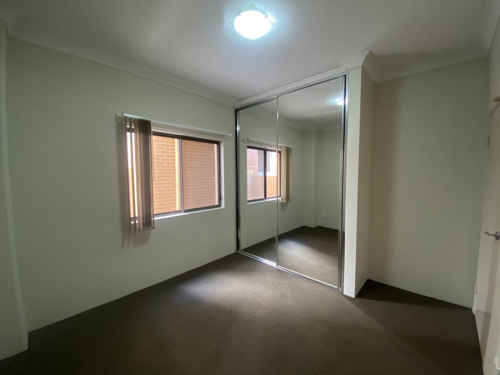 4/28 Castlereagh Street LIVERPOOL 10