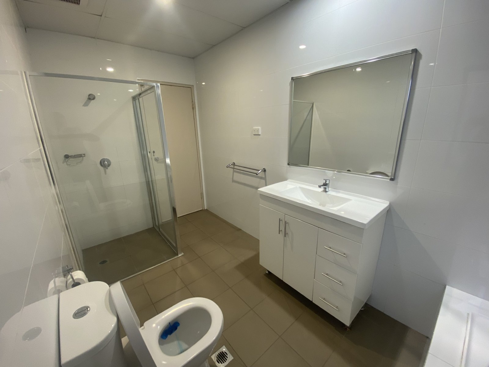 4/28 Castlereagh Street LIVERPOOL 11