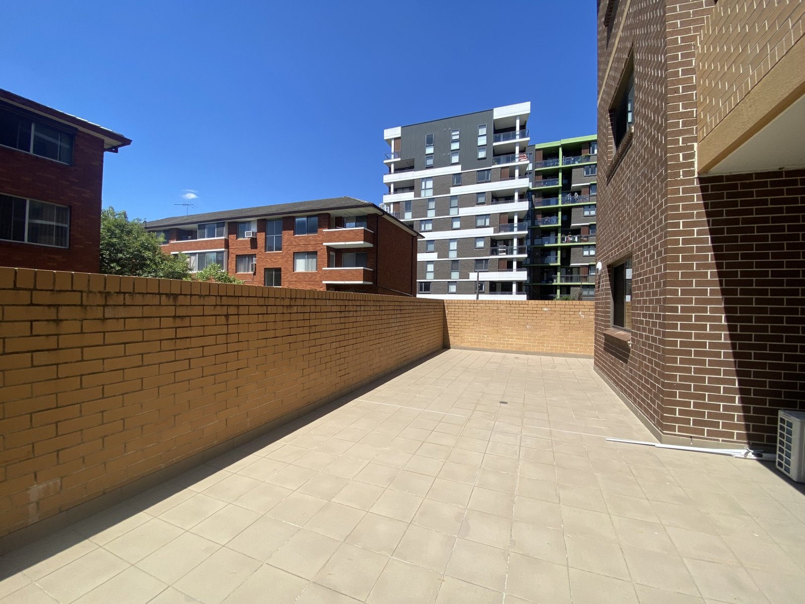 4/28 Castlereagh Street LIVERPOOL 14