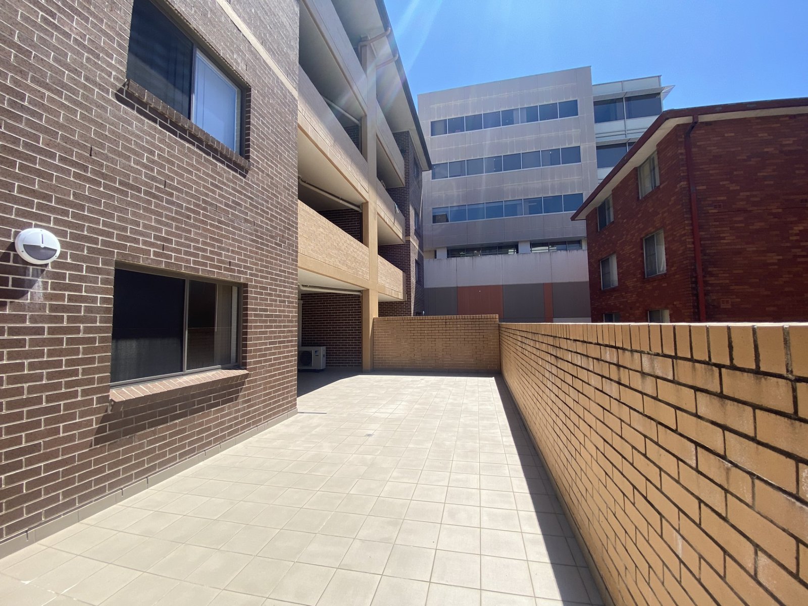 4/28 Castlereagh Street LIVERPOOL 15