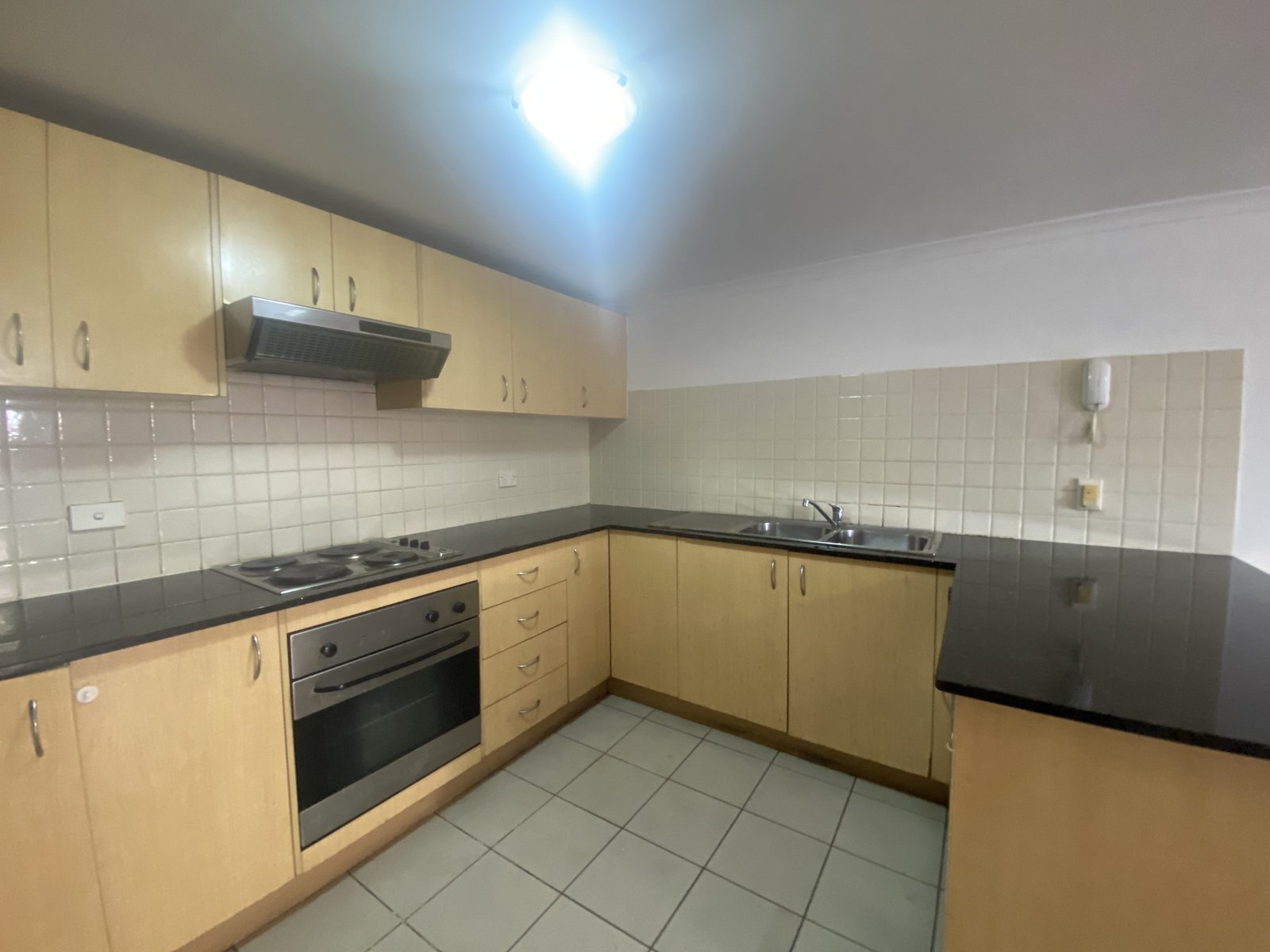 4/28 George Street LIVERPOOL 3