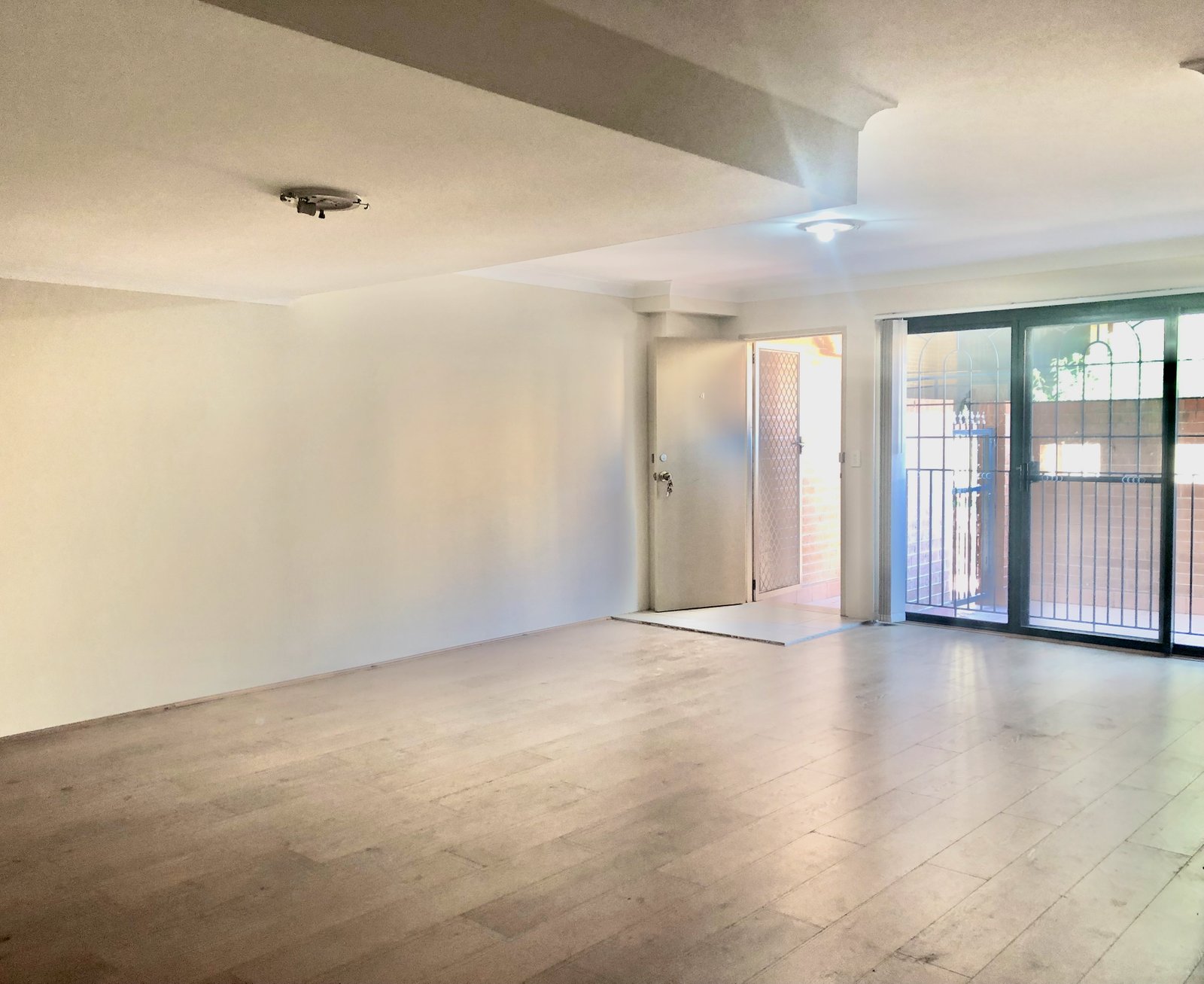 4/28 George Street LIVERPOOL 4