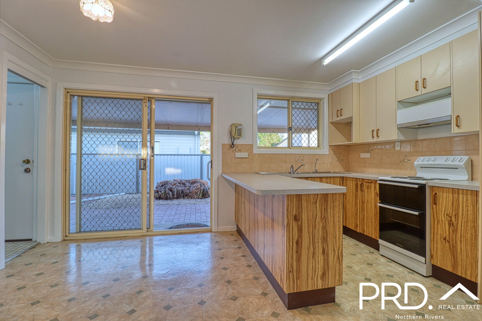 4/28 Johnston Street CASINO 6