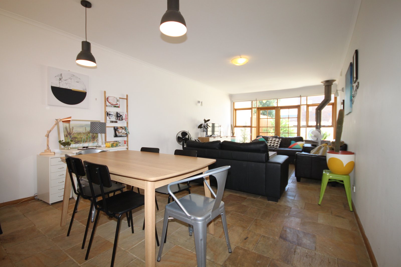 Gallery: 428 Wellington Street