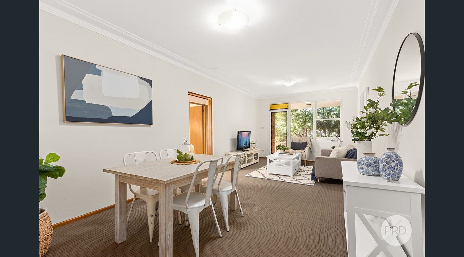 4/28 Wonoona Parade East  OATLEY 1