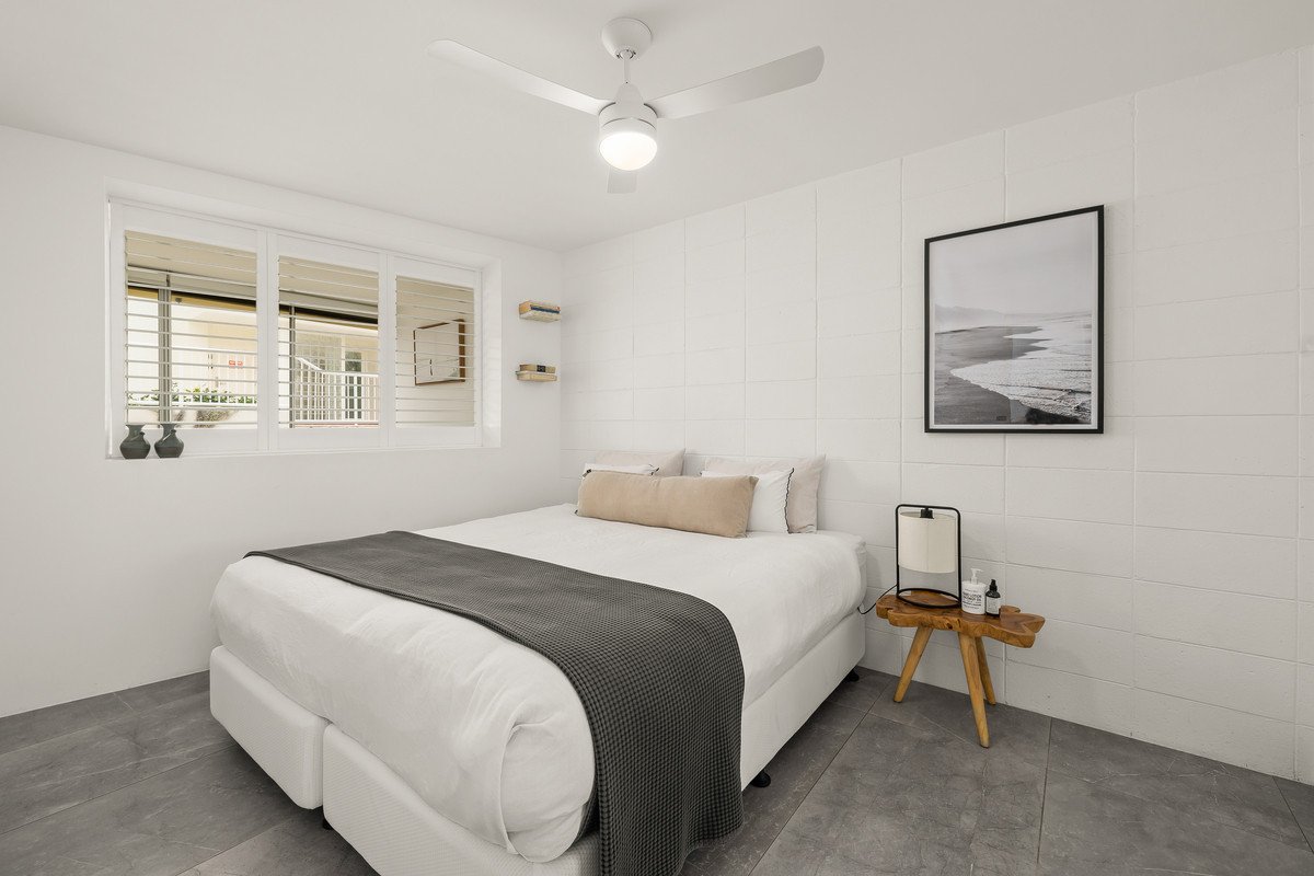 4/286 The Esplanade Burleigh Heads 1