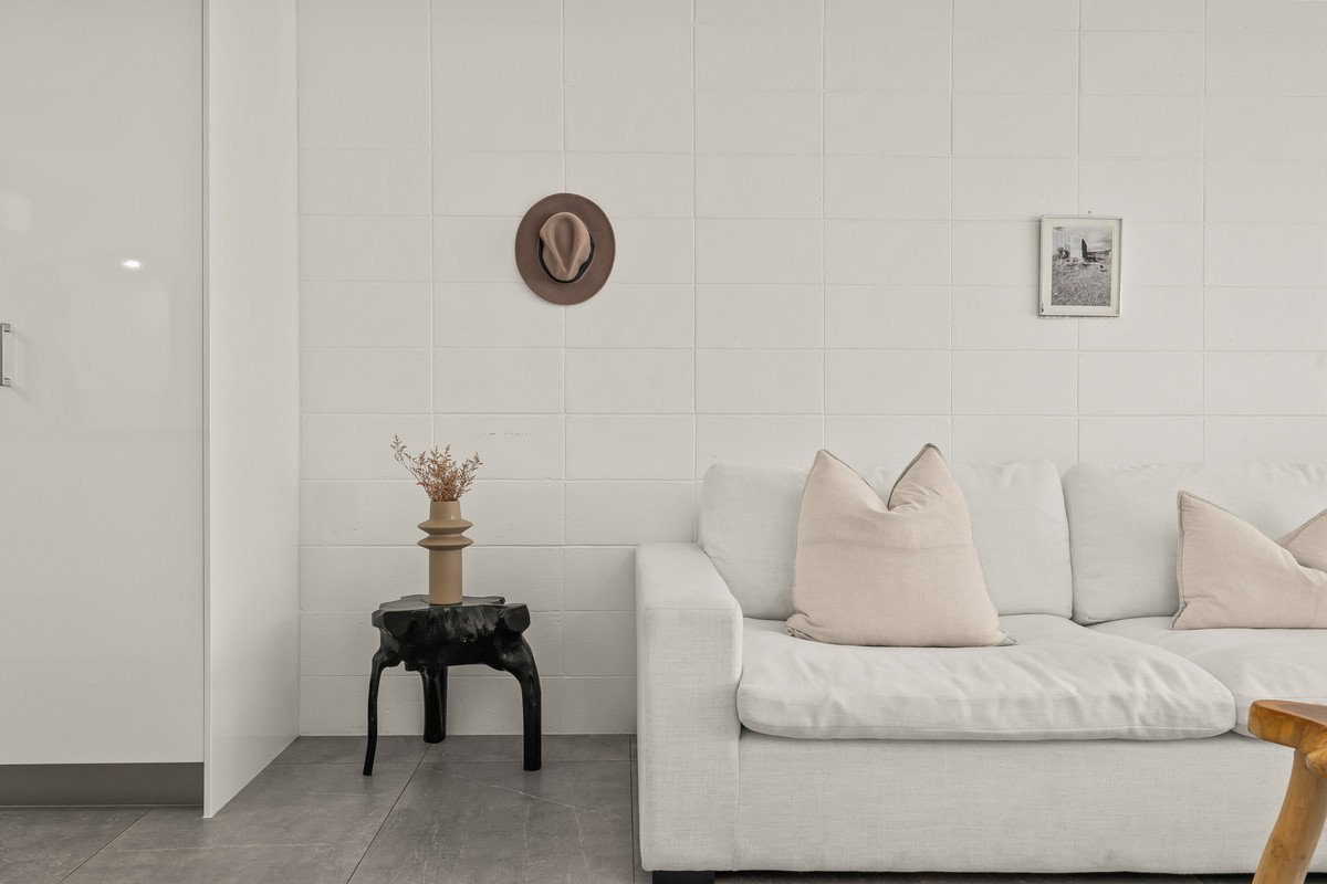 4/286 The Esplanade Burleigh Heads 4