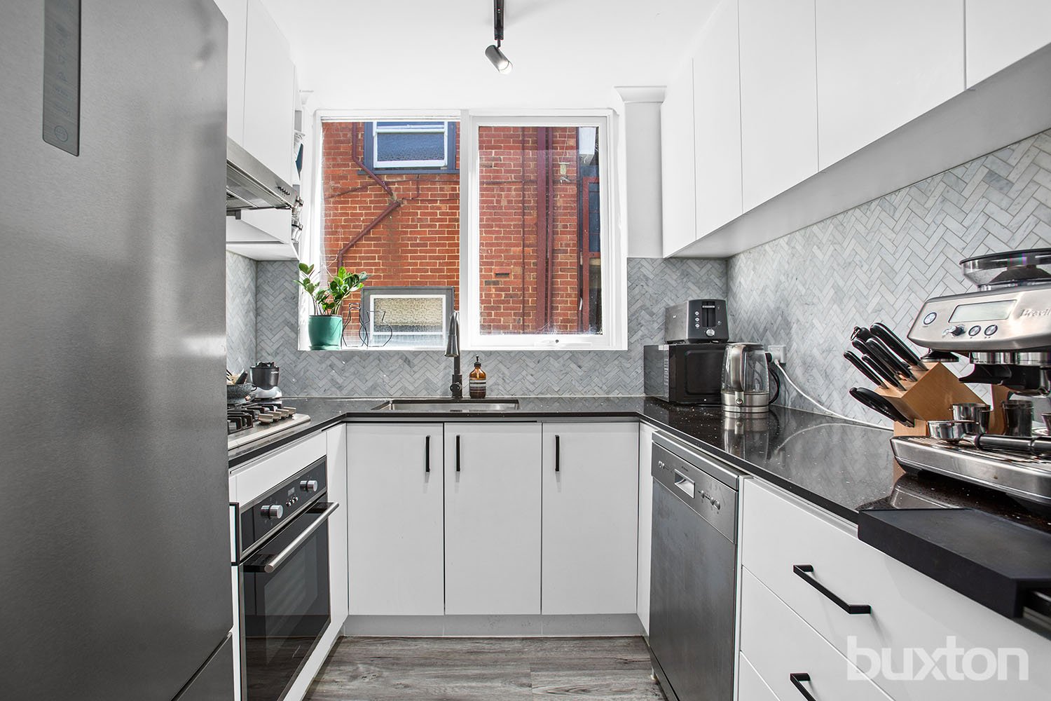 Gallery: 4/29-31 Brighton Road