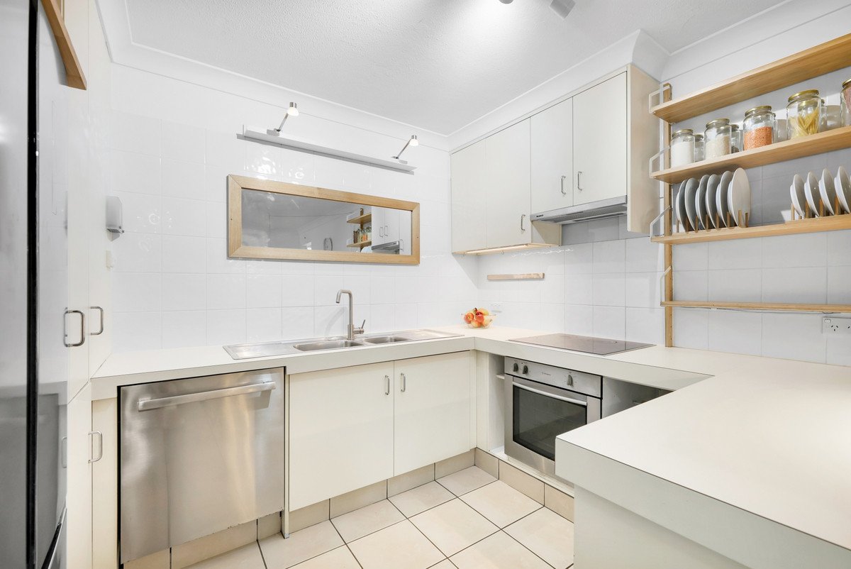 4/29 Burleigh Street Burleigh Heads 8