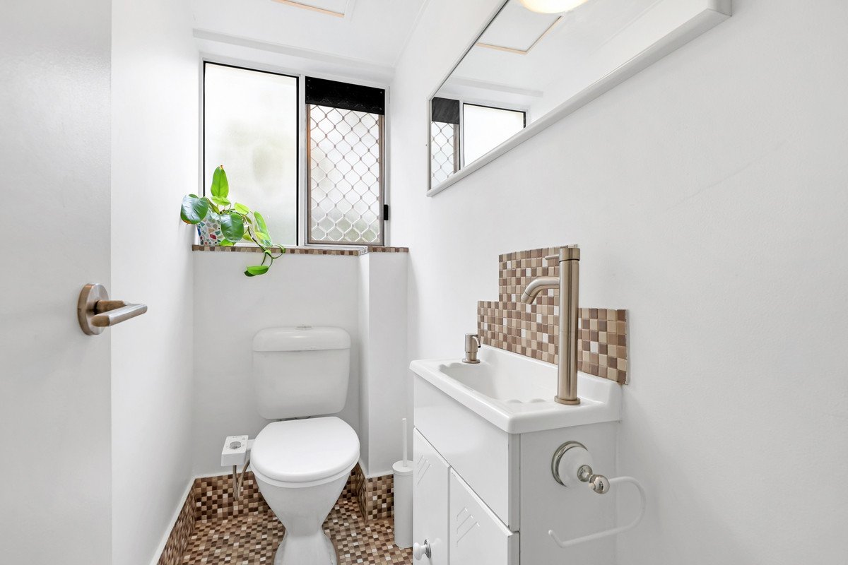 4/29 Burleigh Street Burleigh Heads 12