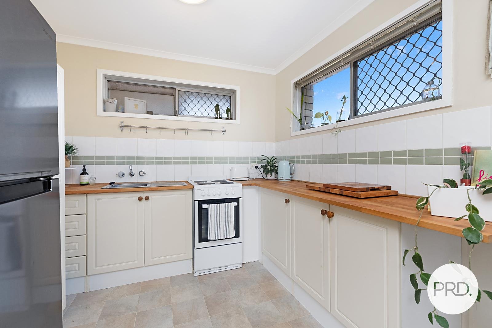4/29 Coolangatta Road COOLANGATTA 4