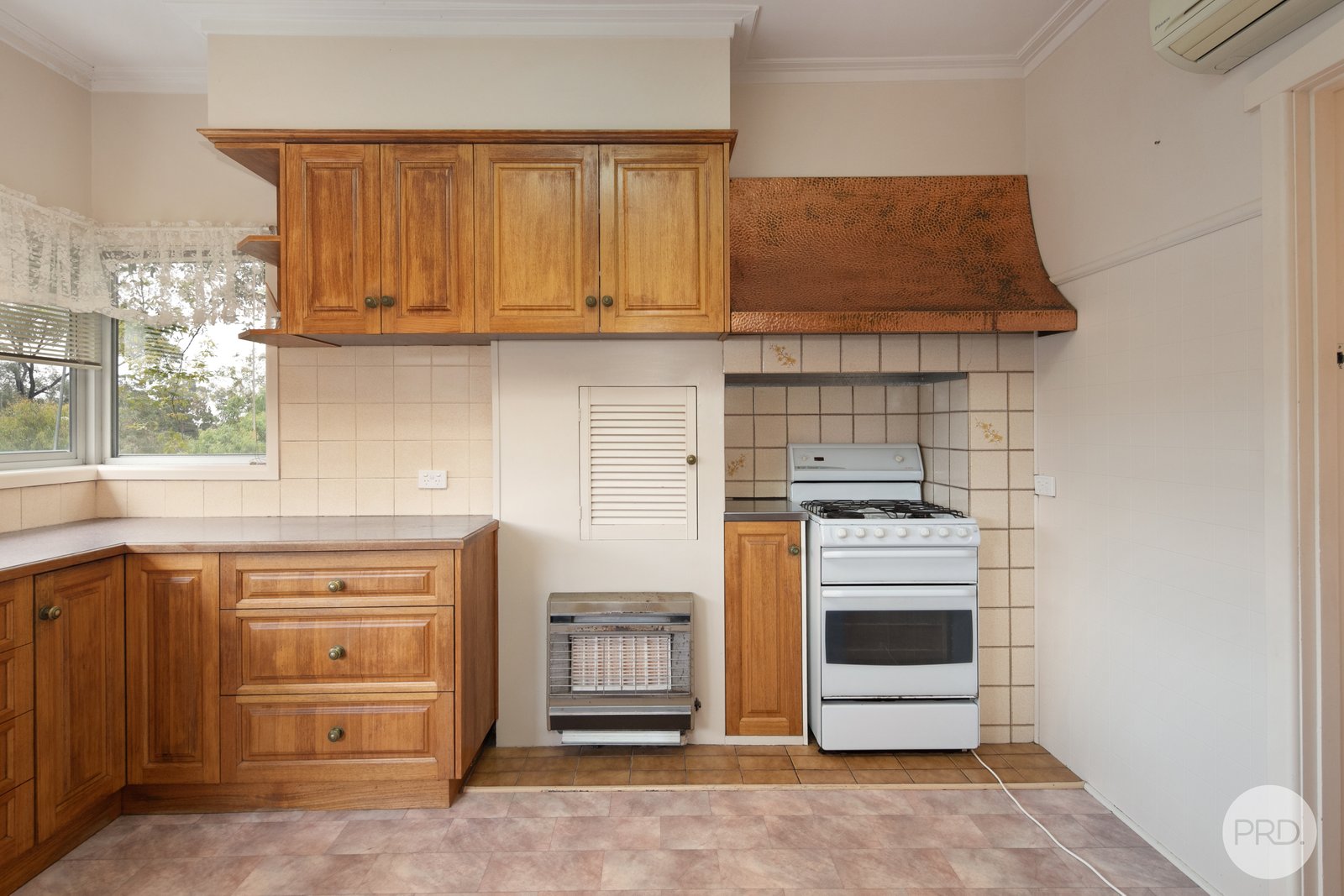 429 Gladstone Street GOLDEN POINT 7