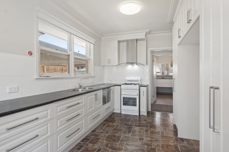Gallery: 429 Joseph Street