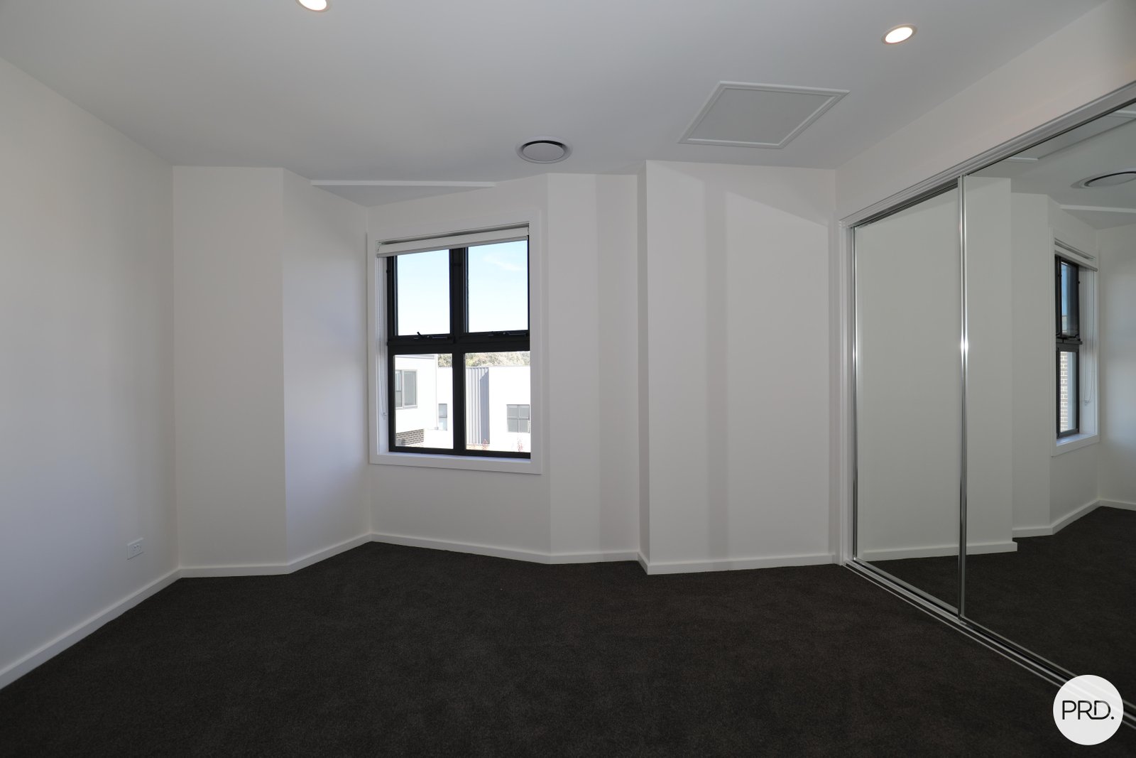 42/9 Thynne Street BRUCE 11
