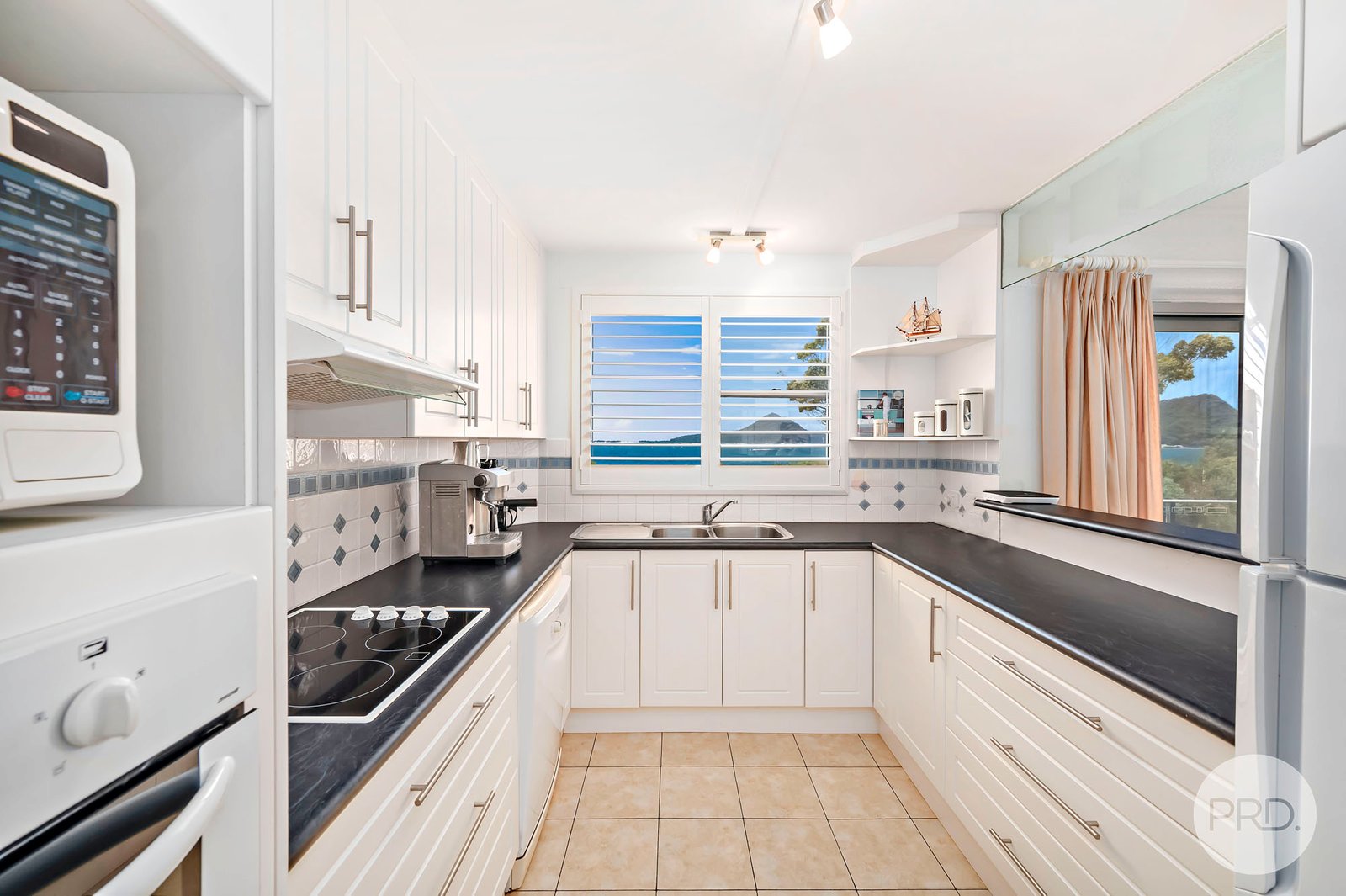 4/29 Weatherly Close NELSON BAY 10