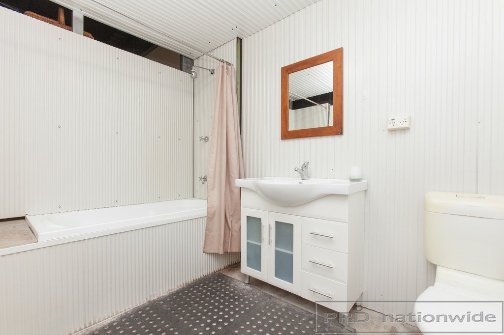 429 WOLLOMBI RD  FARLEY 18