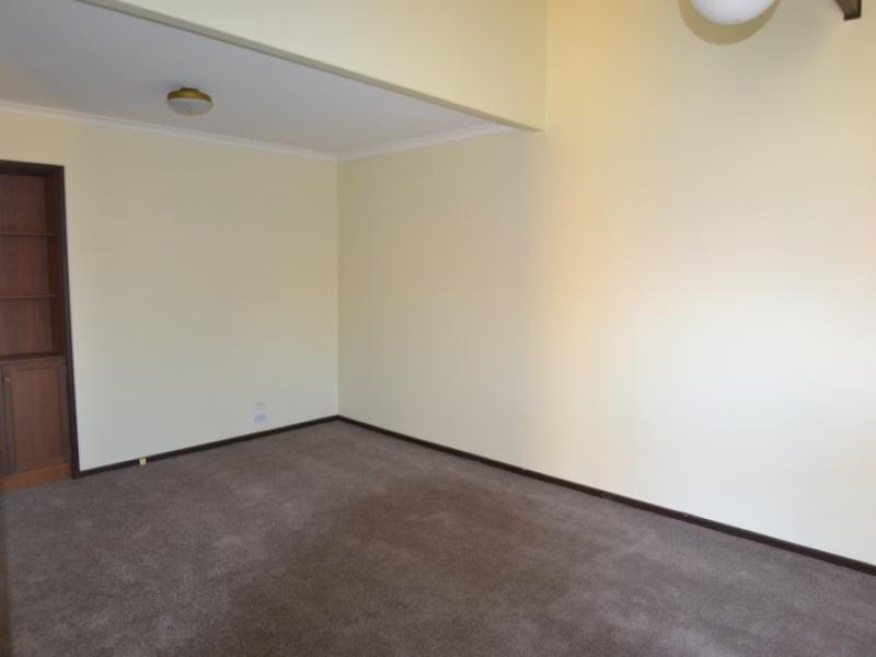 Gallery: 4/293 Warrigal Road