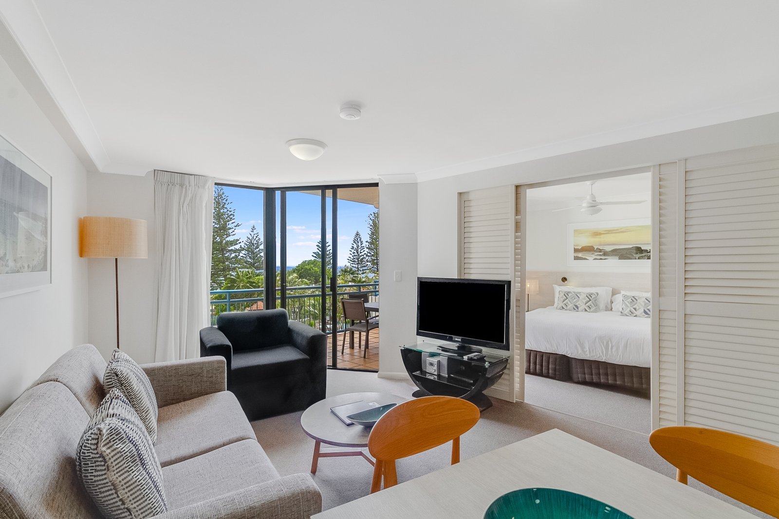 429/99 Griffith Street COOLANGATTA 2