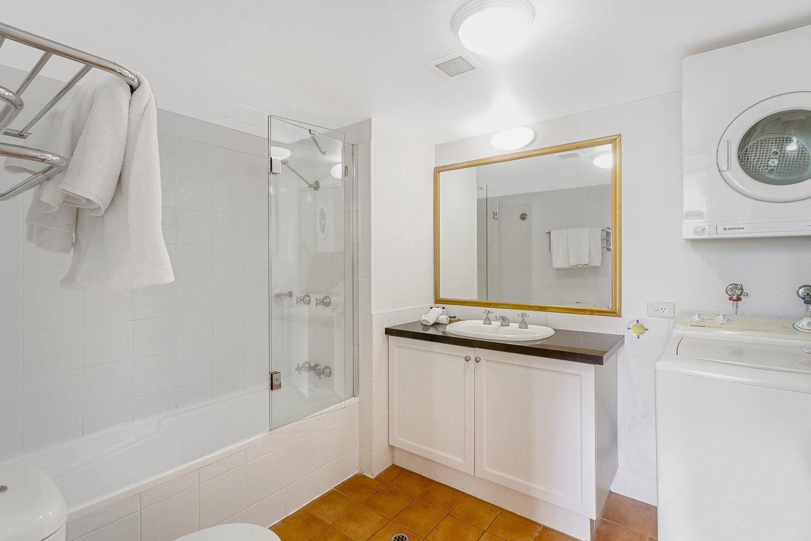 429/99 Griffith Street COOLANGATTA 6