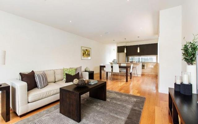 Gallery: 42A Catherine Avenue