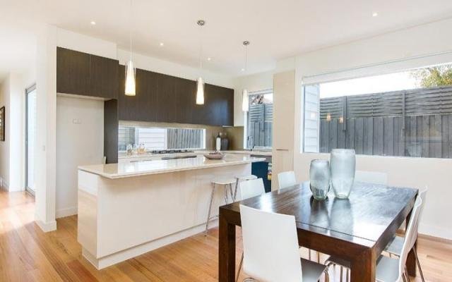 Gallery: 42A Catherine Avenue