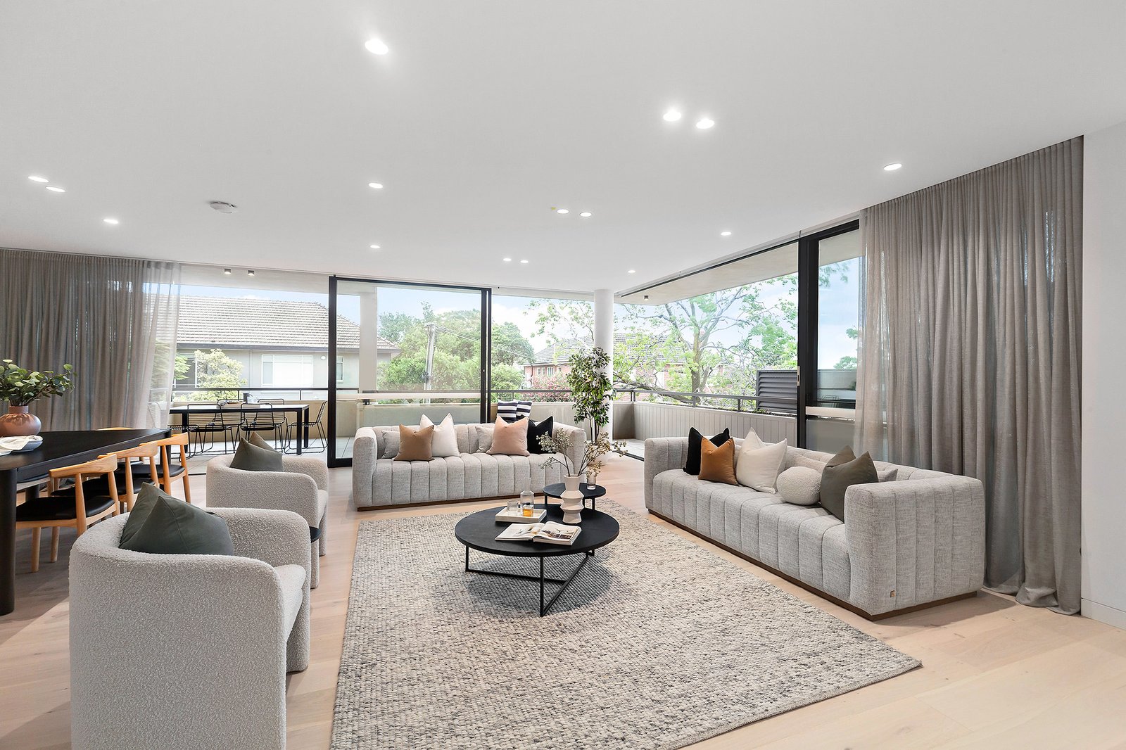 Real Estate and Property in 4/2A Dunlop Avenue, Kew, VIC