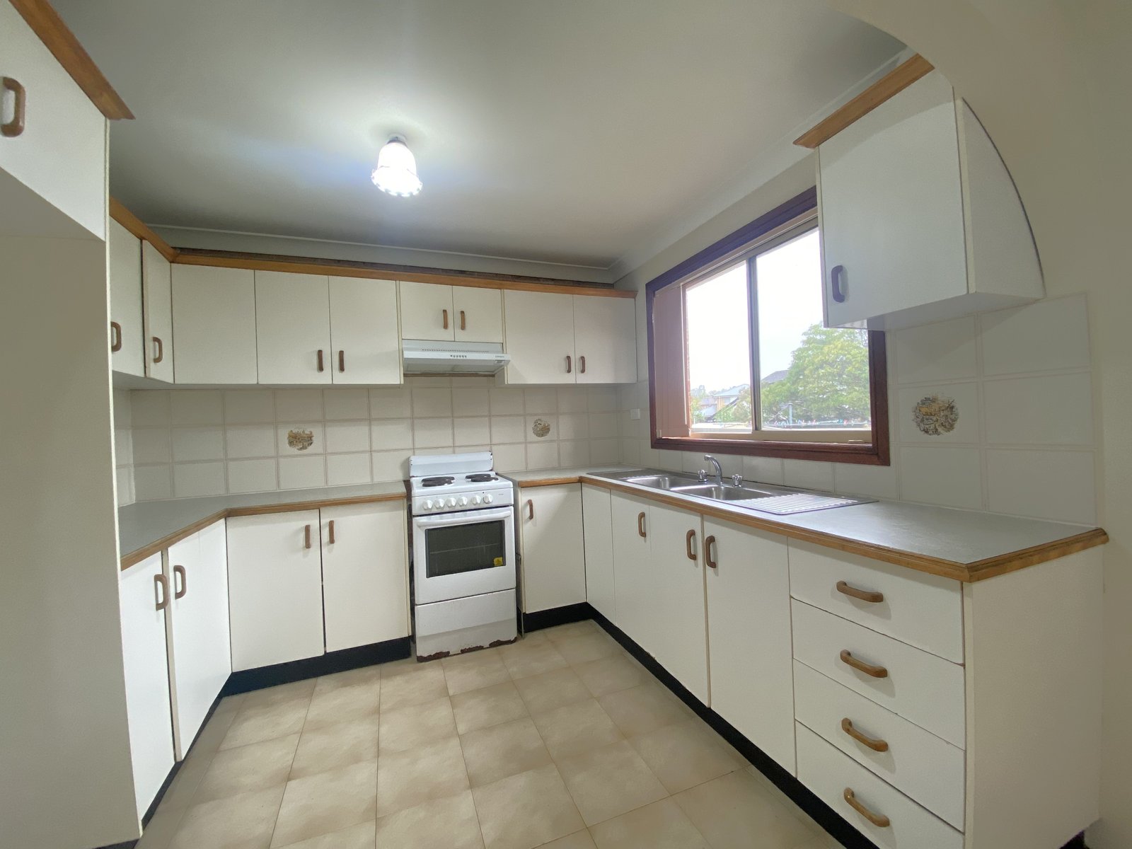 42A Kurrajong Road CASULA 3