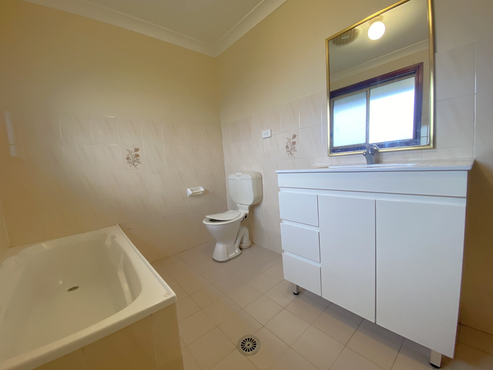 42A Kurrajong Road CASULA 9