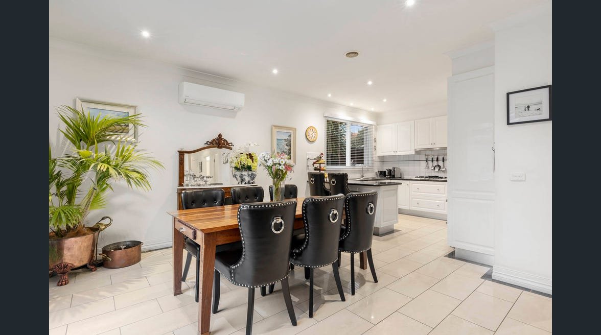 Gallery: 42A Willansby Avenue